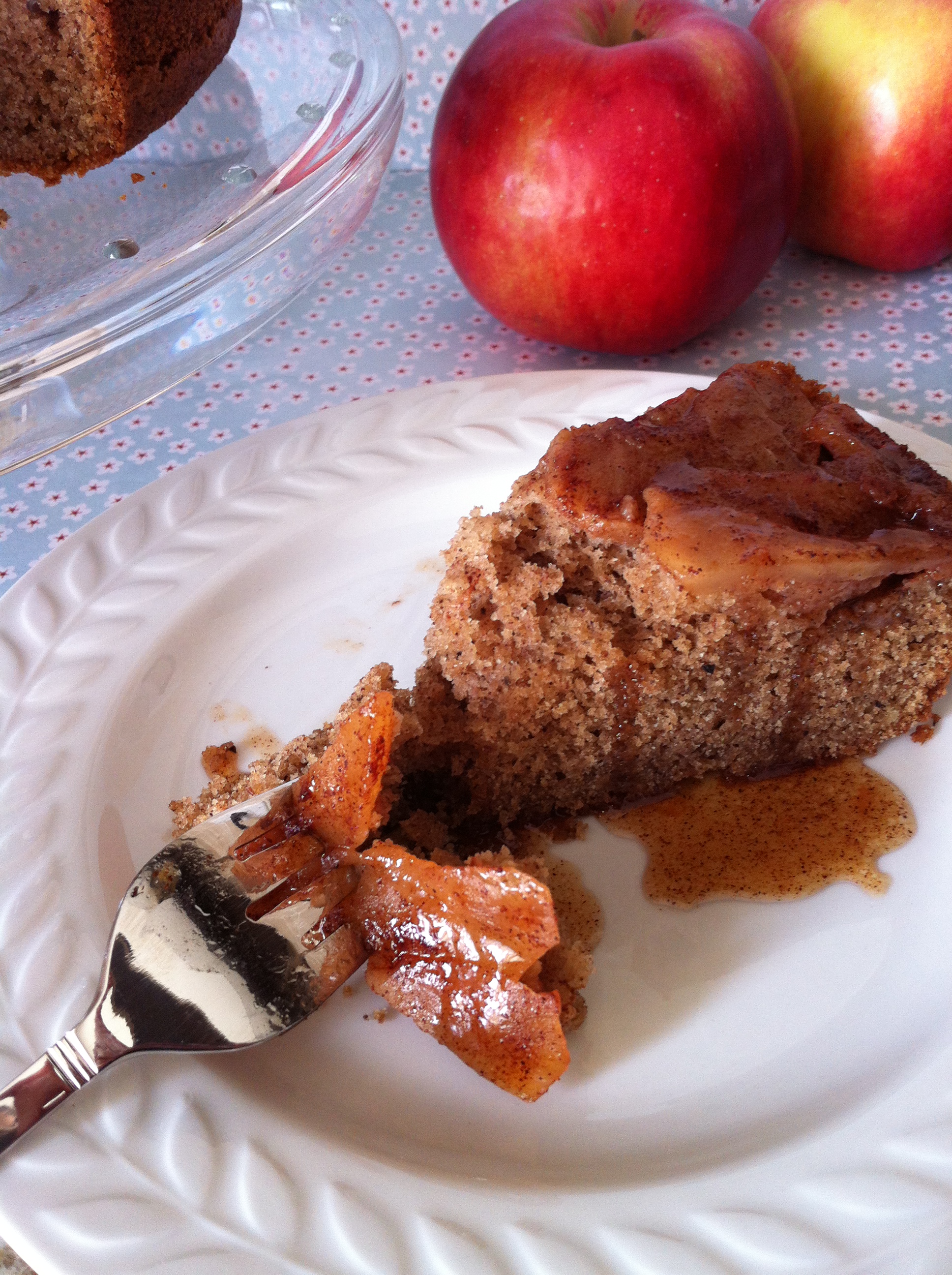 gluten free apple cinnamon pecan olive oil cake