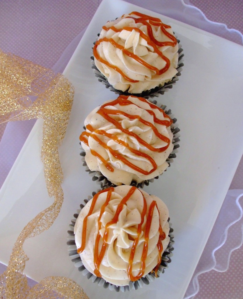 Gluten Free Chocolate Cupcakes with Dulce de Leche Drizzle